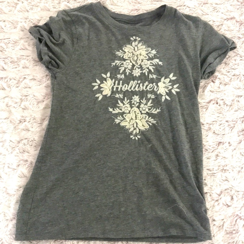 Hollister Cute Tee